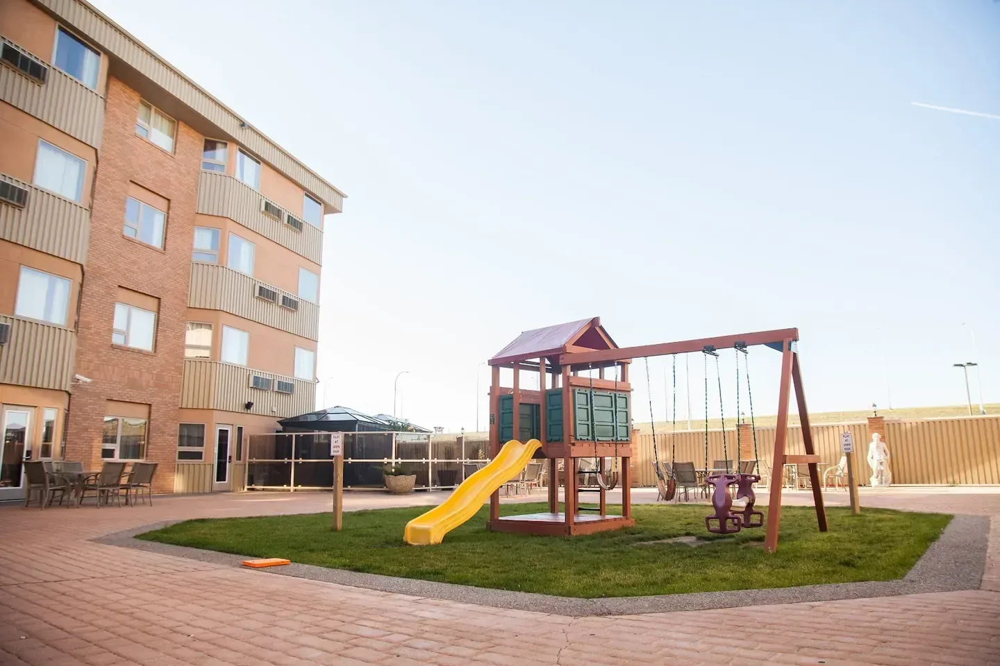 Medicine Hat Lodge resort grounds